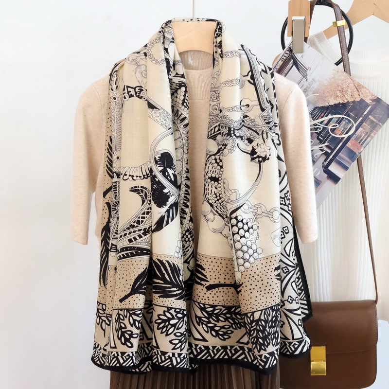 Winter Clothing Hong Kong - Sciarpa in Seta e Lana 135CM,
