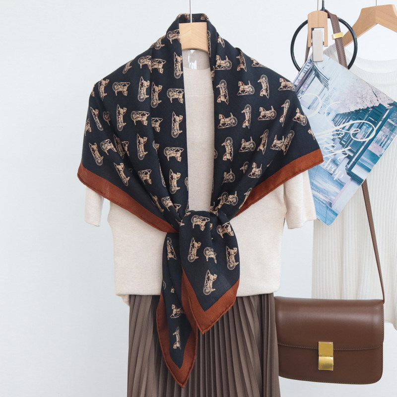 Sciarpa in misto seta e lana,  - Winter Clothing Hong Kong recensione e prezzo